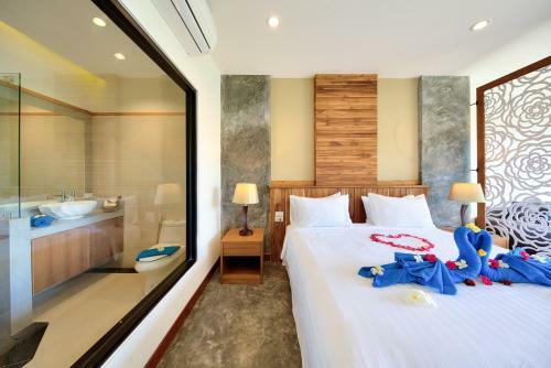 Nb Sunrise Mountain Villa