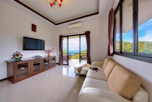 Nb Sunrise Mountain Villa