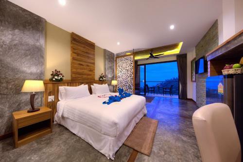 Nb Sunrise Mountain Villa