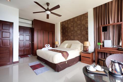 Nb Sunrise Mountain Villa