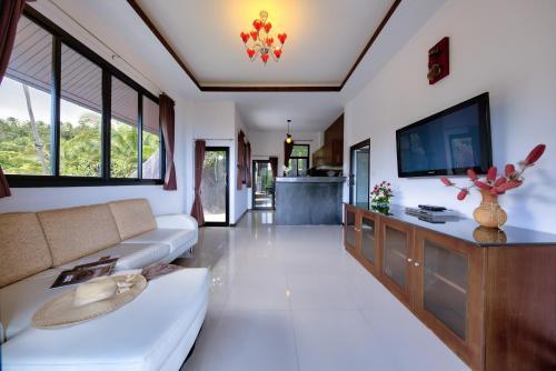 Nb Sunrise Mountain Villa