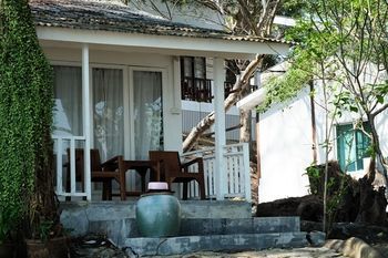 Sangthian Beach Resort