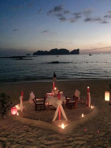 Hotel Phi Phi The Beach Resort