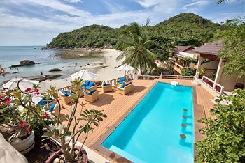 Hotel Crystal Bay Beach Resort