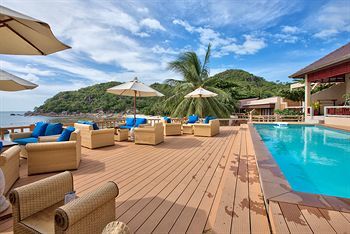 Hotel Crystal Bay Beach Resort