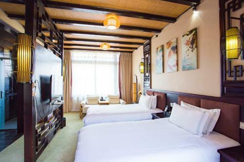 Posada Tenchong Heshun Qishe Inn