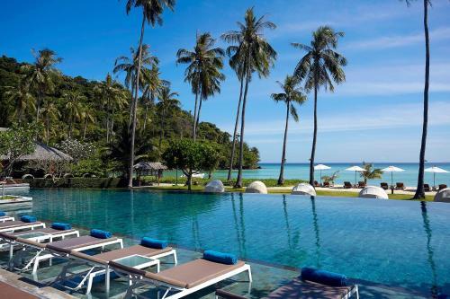Hotel Phi Phi Island Village Beach Resort