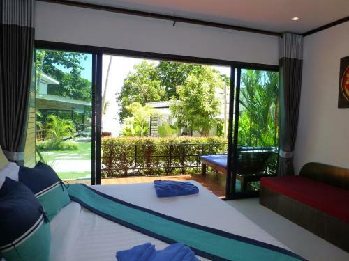 Hotel Kathalee Beach Resort & Spa