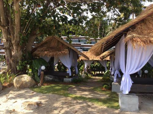 Hotel Kathalee Beach Resort & Spa