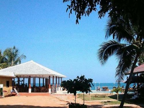 Hotel Samui Beach Resort