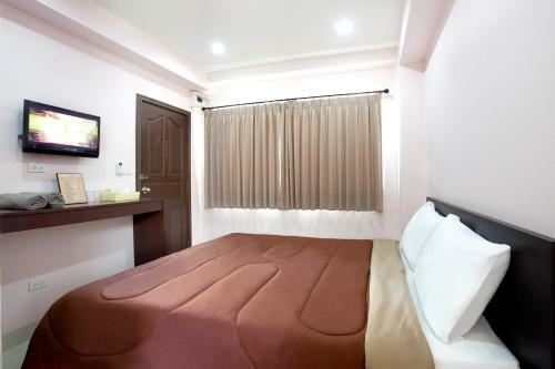 Hotel A And A Guesthouse