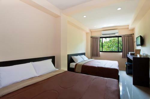 Hotel A And A Guesthouse
