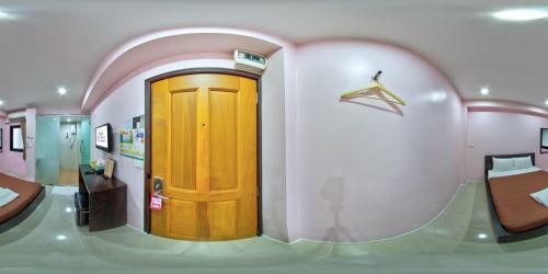 Hotel A And A Guesthouse