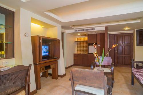 Hotel Samui Sense Beach Resort