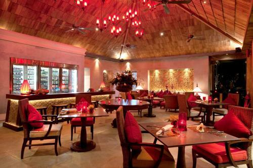 Hotel Rocky's Boutique Resort