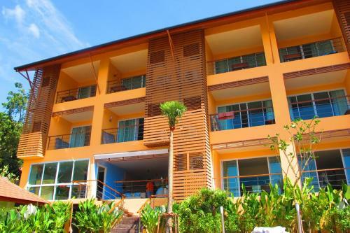 Hotel Palm Coco Mantra