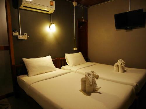 Hostal The Noi Guest House & Restaurant
