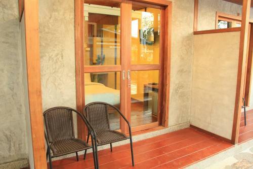 Hostal The Noi Guest House & Restaurant