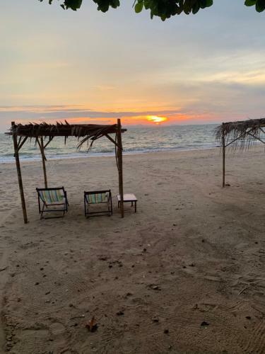 Hostal Sun Smile Beach Koh Jum