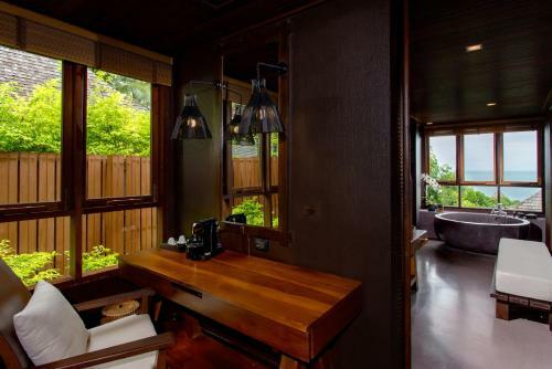 Hotel Silavadee Pool Spa Resort