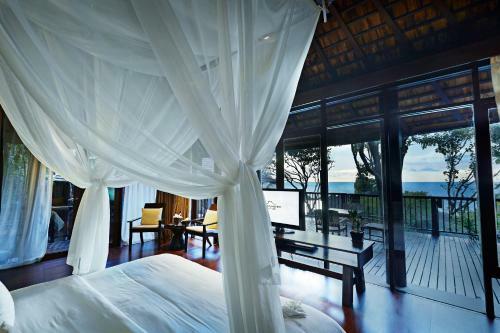 Hotel Silavadee Pool Spa Resort