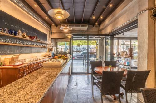 Hotel Intown Residence