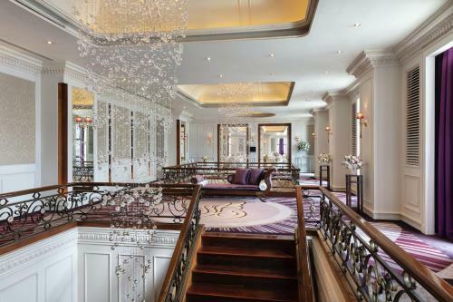 Hotel Tower Club At Lebua