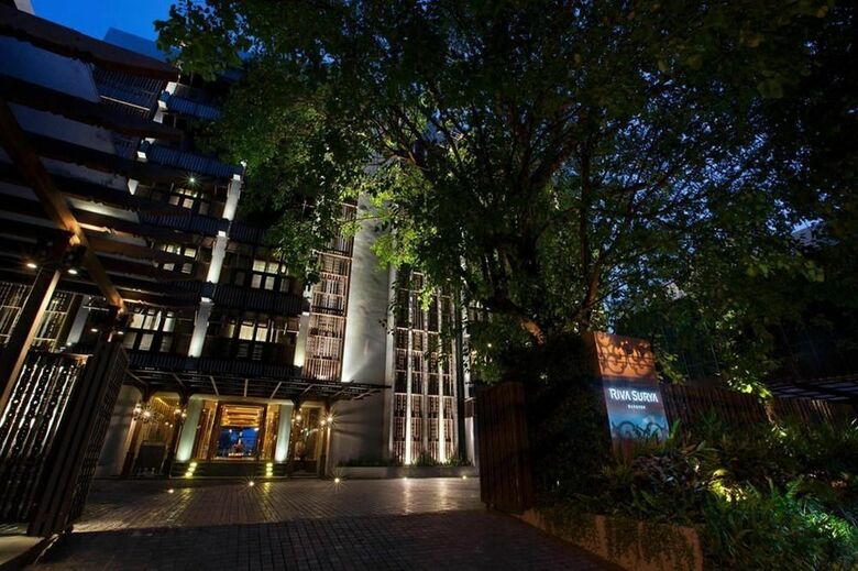 Hotel Riva Surya Bangkok