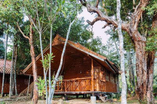Hotel Koh Chang Boat Chalet