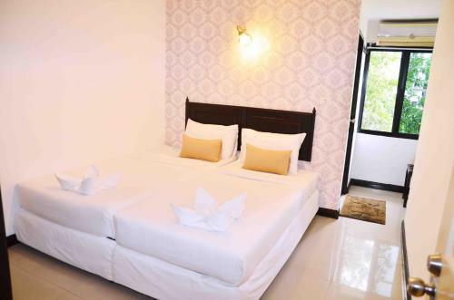 Hostal Erawan House