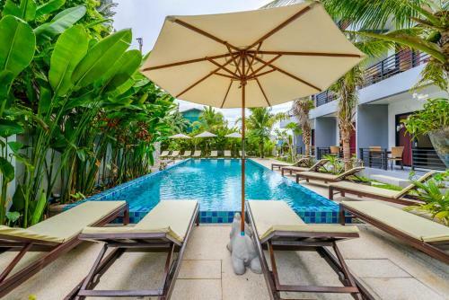 Hotel Baan Phuchalong Bungalow