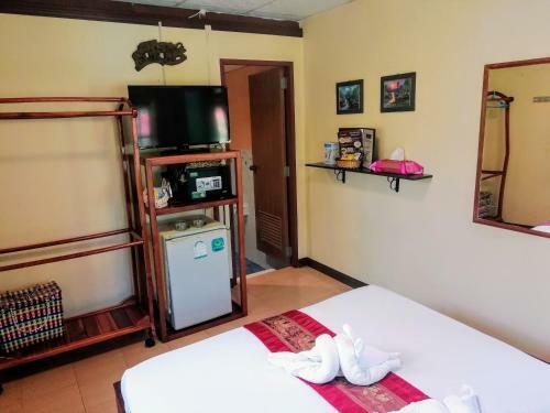 Hostal Macura Resort
