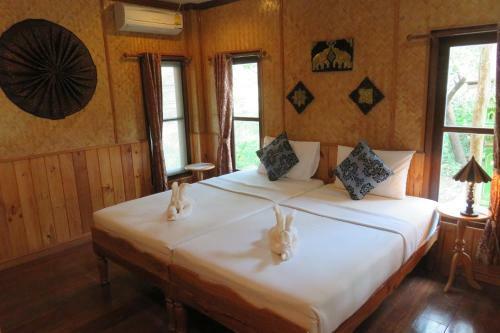 Hostal Macura Resort