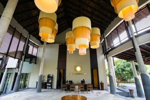 Hotel Chantaramas Resort & Spa