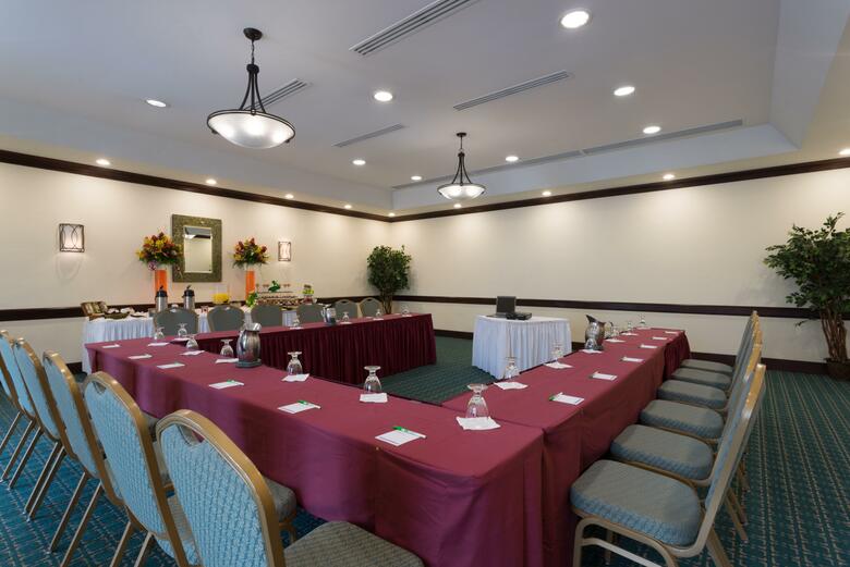 Hotel Holiday Inn Sunspree Resort