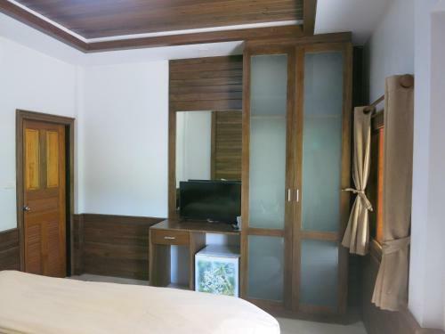 Dewshore Resort
