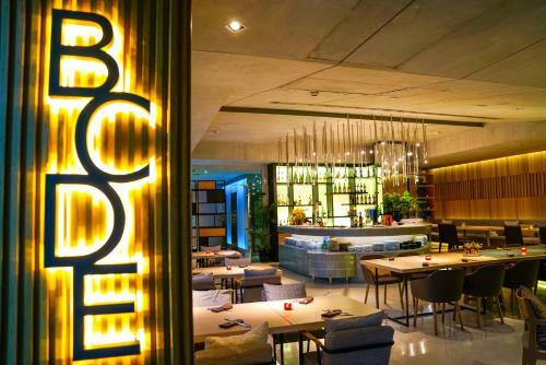 Lit Bangkok Hotel