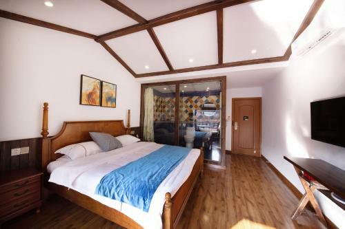 Posada Fenghuang Jianghu Inn