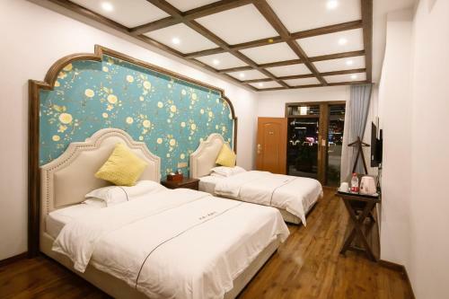 Posada Fenghuang Jianghu Inn
