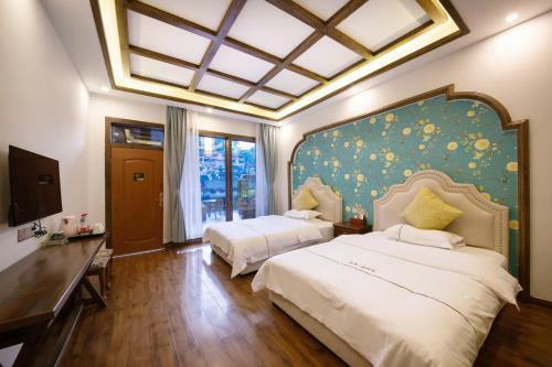 Posada Fenghuang Jianghu Inn