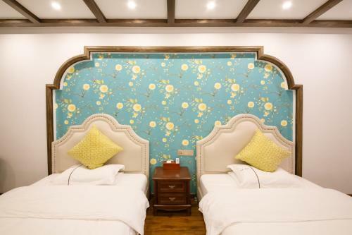 Posada Fenghuang Jianghu Inn