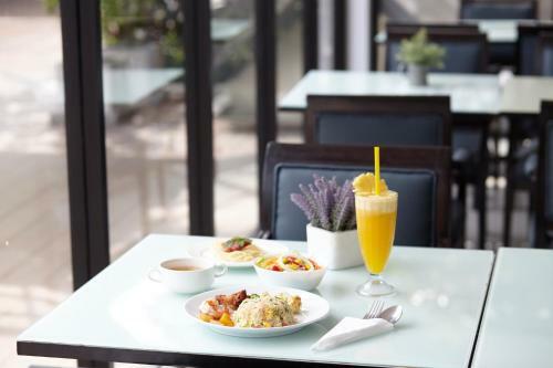 Hotel Unico Express@sukhumvit By Anya