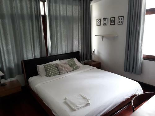 Albergue House23 Hotel