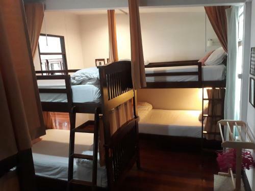 Albergue House23 Hotel