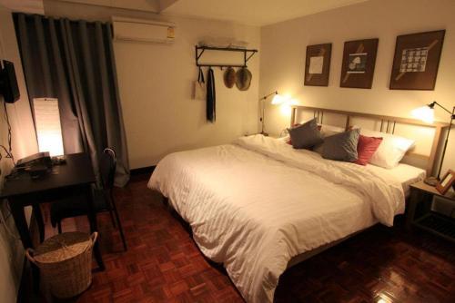 Albergue House23 Hotel