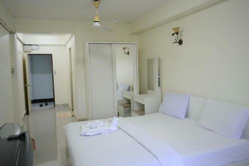 Hostal President Apartment