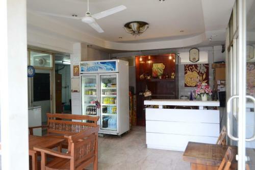 Hostal President Apartment