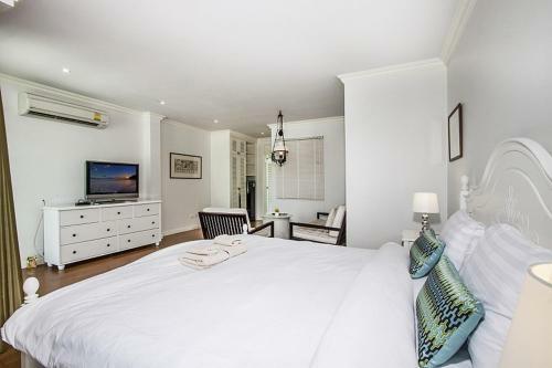 Kannika Villa - 5 Bedrooms