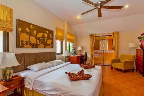 Sunny Villa