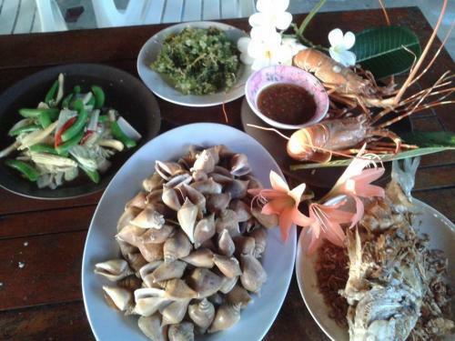 Hotel Racha Sunset Resort